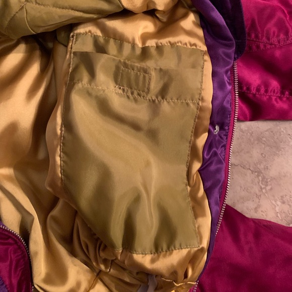 Phenix satin magenta and purple once piece snow suit with shoulder pads. Size 10 - Picture 4 of 5